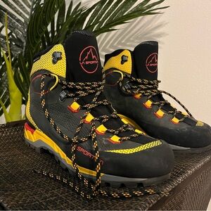 La Sportiva Men's Hiking Boots